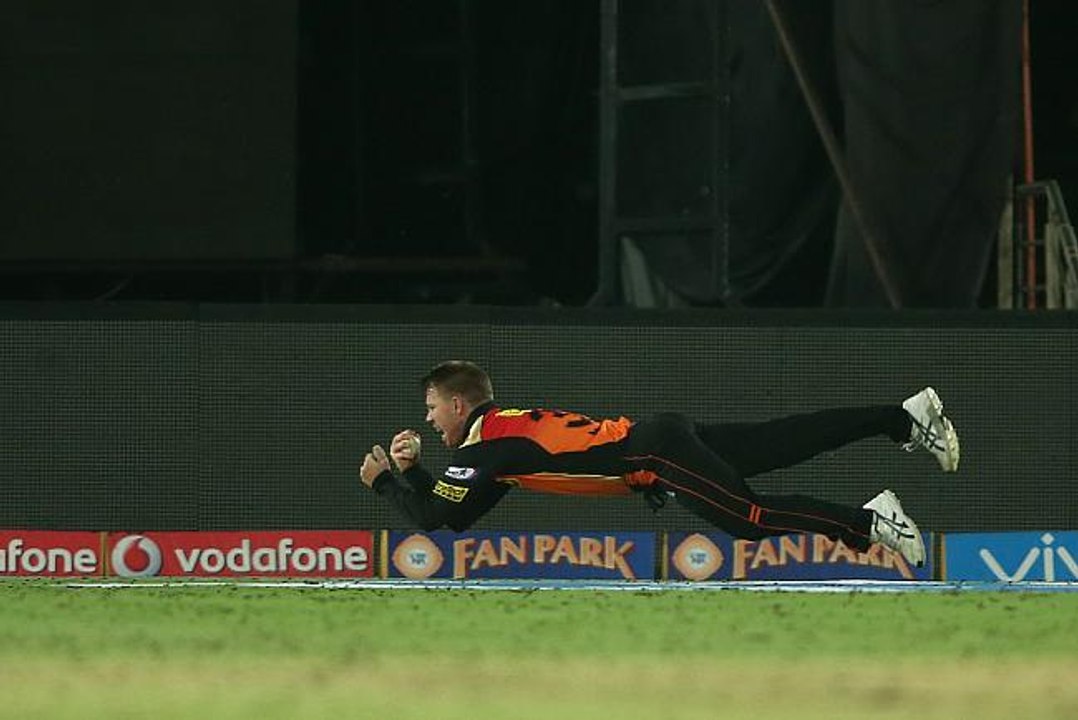 VIVO IPL 2016 : Sunrisers Hyderabad vs Gujrat Lions 34th Match highlights | SRH vs GL Match on 06/05/2016 | Brilliant Catch by David Warner