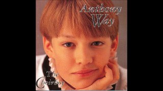 Anthony Way boy soprano) sings Suo Gan