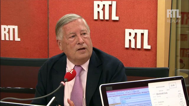 François Hollande va se présenter avec un statut d'outsider à la présidentielle, juge Alain Duhamel