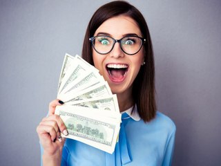 What's The Deal? 4 Ways to Maximize Your Credit Card Rewards