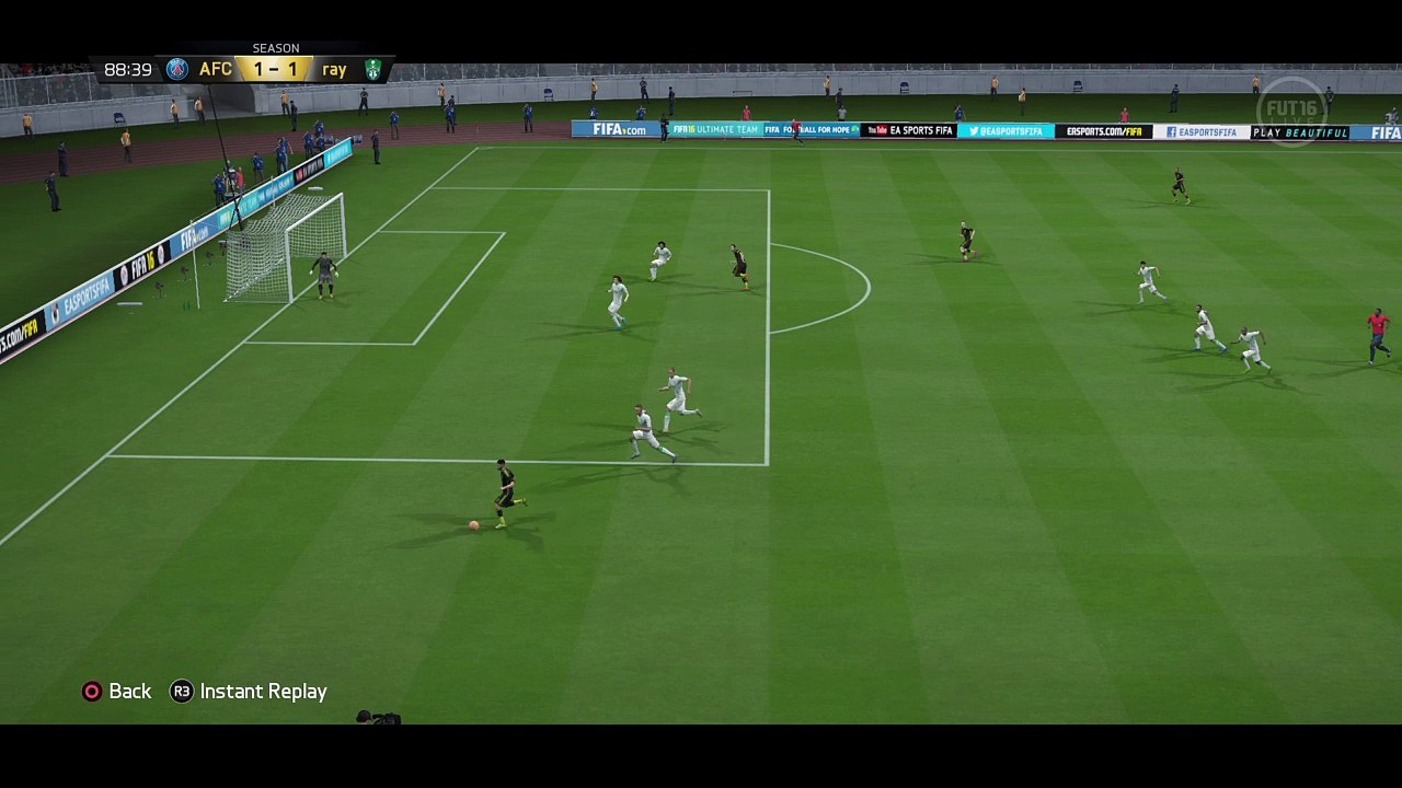 FIFA 16 Dybala