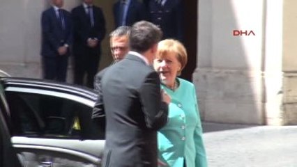 Merkel ve Renzi Mülteci Sorununu Görüştü ?türkiye ile Yaptığımız Anlaşmayı İlerletmeliyiz"