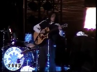 Red Hot Chili Peppers Perform 'Venice Queen' at Fuji Rock 2002 🎸