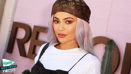 Kylie Jenner Sings in Burberry Perry's Beautiful Day Song
