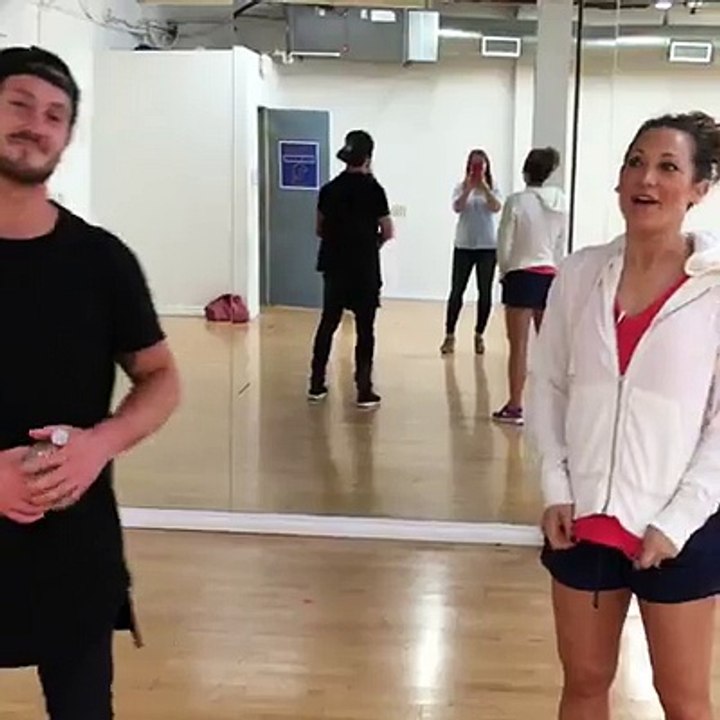 (US Weekly) Facebook Live Chat with #TeamGinandJuice - 05.05.16 - Part 1