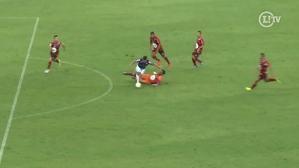 Goleiro do Campinense tenta fazer gol da classificação, mas acaba expulso