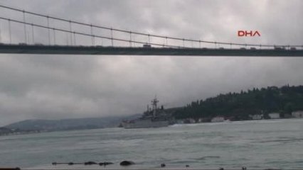 Rus Savaş Gemisi Boğazdan Geçti