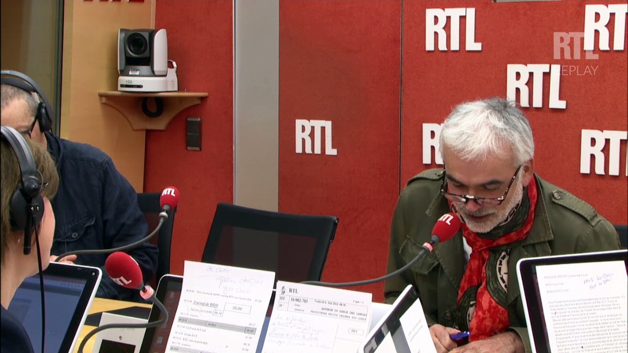 Anneau de Jeanne d'Arc : "Ouf, la guerre de Cent Ans n'aura pas lieu !", lâche Pascal Praud