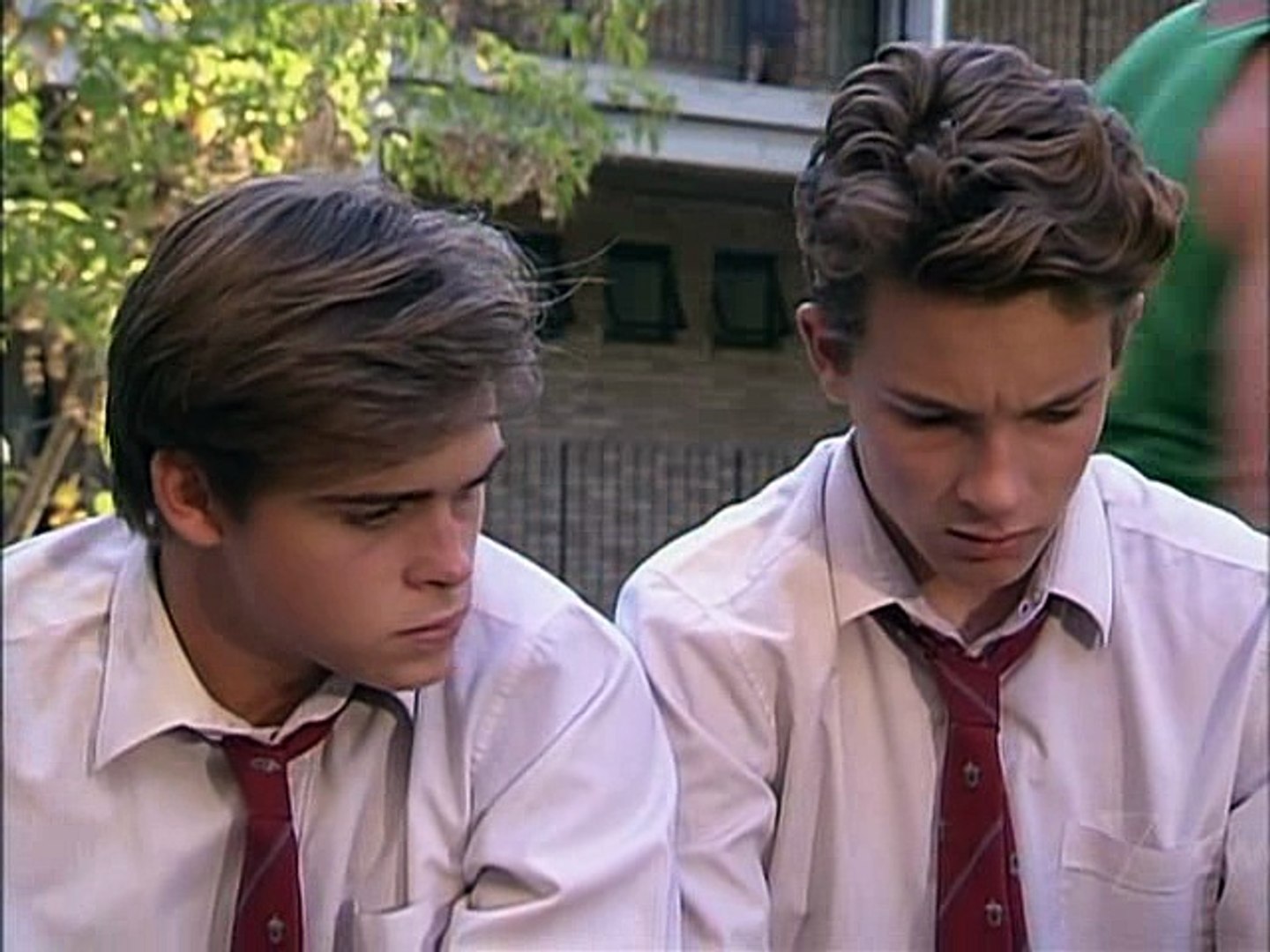 792 Video Dailymotion