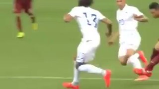 TB Cristiano Ronaldo vs 5 USA Players