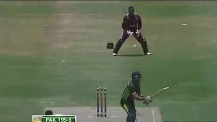 WORST & Craziest DECISIONs BY UMPIRE ever in Cricket History