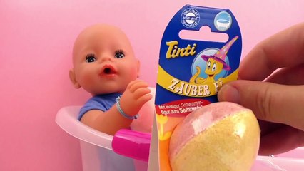 Sel de bain pour un bain amusant – Nous testons la baignoire du Baby Born avec lœuf magiq