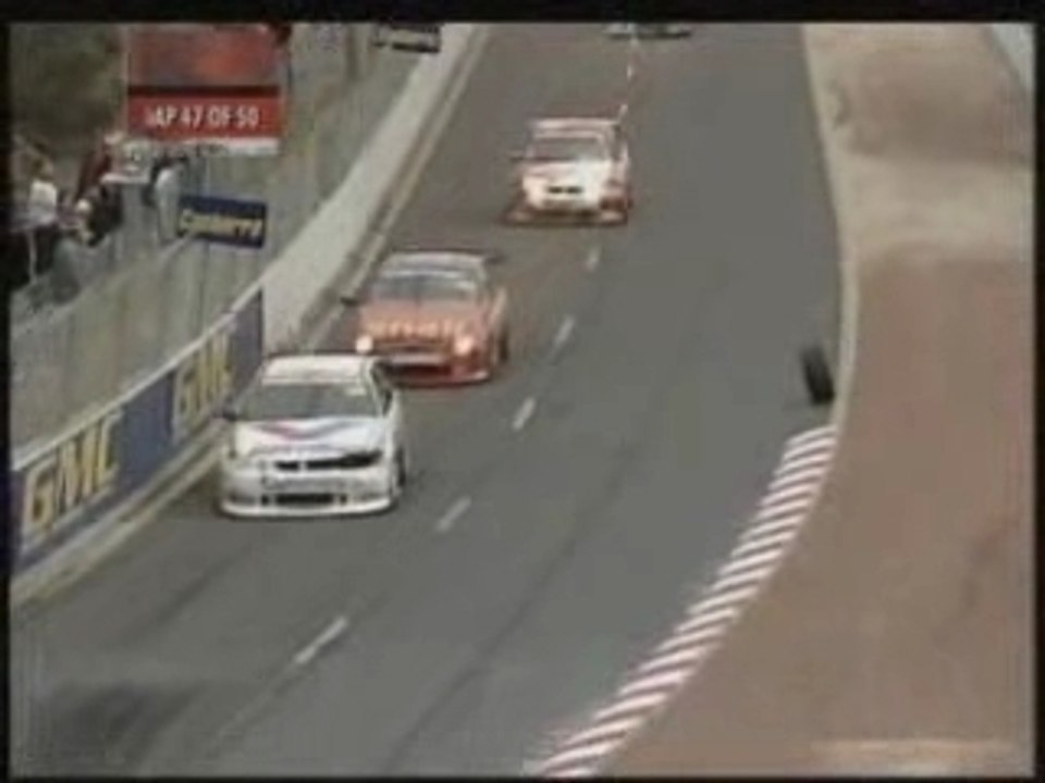COURSE DE PNEU