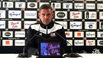 J37 / La conférence de presse de Jocelyn Gouvennec avant Lille-Guingamp