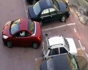 Il comptait lui voler sa place mais va s'en mordre les doigts