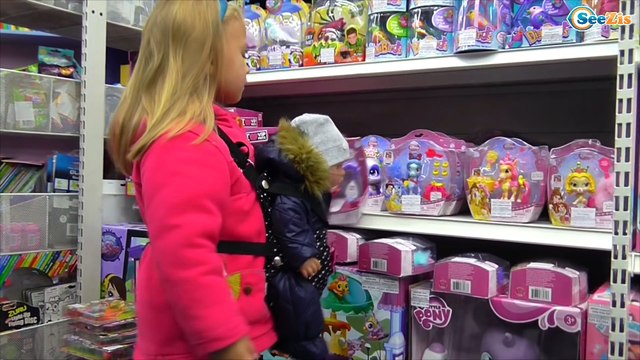 ✔ Baby Born with Yaroslava — a walk to the toy store and buy a new friend Yoohoo / Toys for kids ✔
