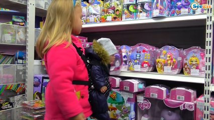 ✔ Baby Born with Yaroslava — a walk to the toy store and buy a new friend Yoohoo / Toys for kids ✔