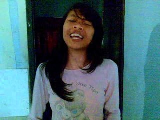 HIGHLIGHTS - INDONESIAN IDOL 2012 - ONLINE AUDITION - ADEINNA_ARIESKA_508153_1