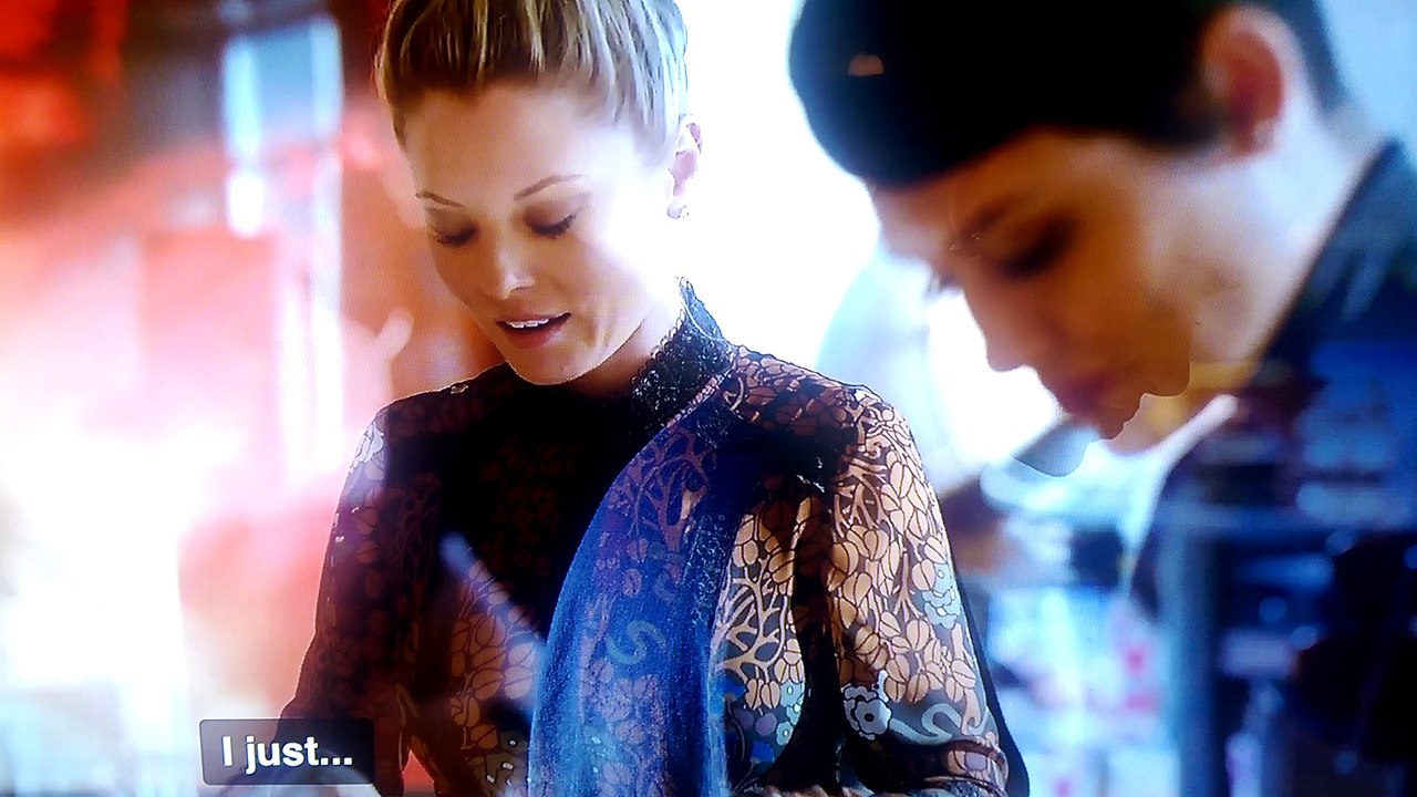 Empire Season 2 Rhonda Has For The Second Time Some Flash Back About How She lost it her Baby! Some1 Pushed Her down On the stairs but don't remember.