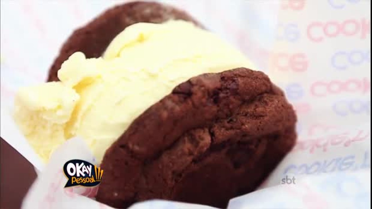 Sanduíche de sorvete com cookies