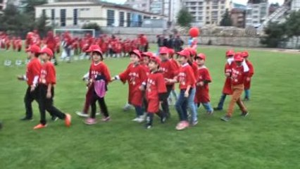 Dünya Çocuk Diş Fırçalama Rekoru" Kırıldı
