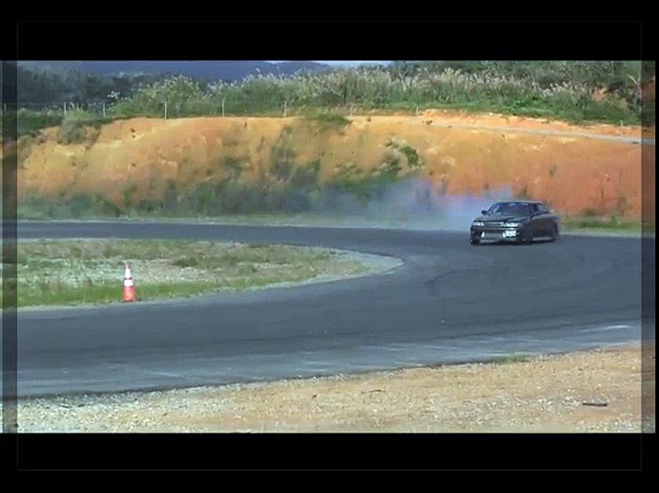 ドリフトjzx100マーク2　豪快ドリフト！！　山原サーキット | HD