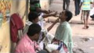 Indian Barber Shave 10 rupee only in Kolkata Roadside By wildindiafilms