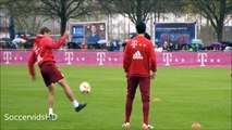Thomas Müller shows skills in Training