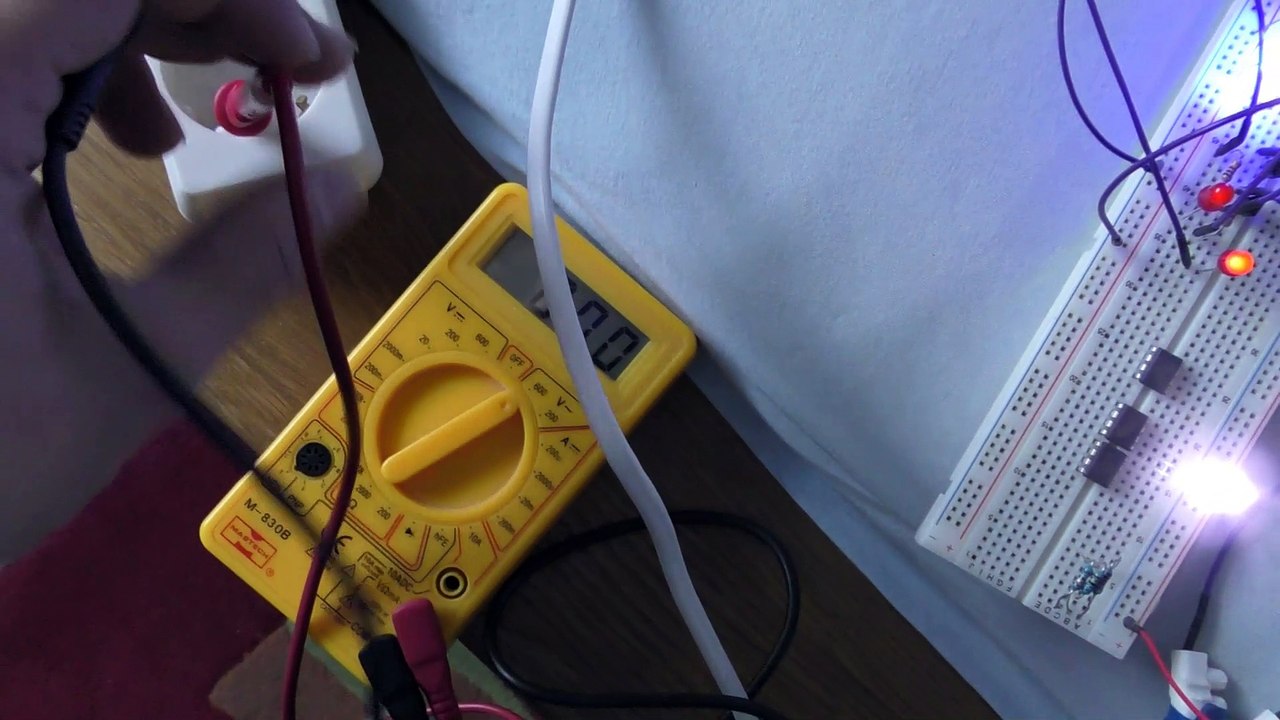 Optokoppler Test (DANGER 230VAC//Beschreibung LESEN!)