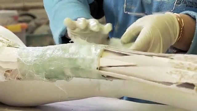 These mannequins were created to honour people who live with a disability, a beautiful video that reminds us that nobody is perfect in the real world!