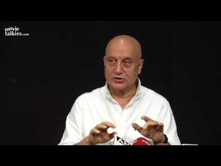 Padmabhushan Award Controversy - Anupam Kher's SHOCKING Comment On Shashi Tharoor