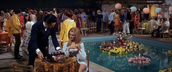 Live a Little, Love a Little (1968) 2/2