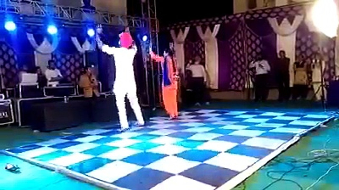 Punjabi couple on dance floor