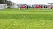 Llu_s Carreras, entrenador del Real Zaragoza, participa en un ejercicio