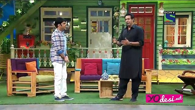 See What Waseem Akram Is Saying About Cheerleaders In IPL