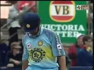 Sachin vs shoaib akhtar and company..Unseen (BAAP BAAP HI HOTA HAI ) ....flv