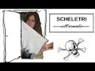 SCHELETRI NELL' ARMADIO :) | LADY V