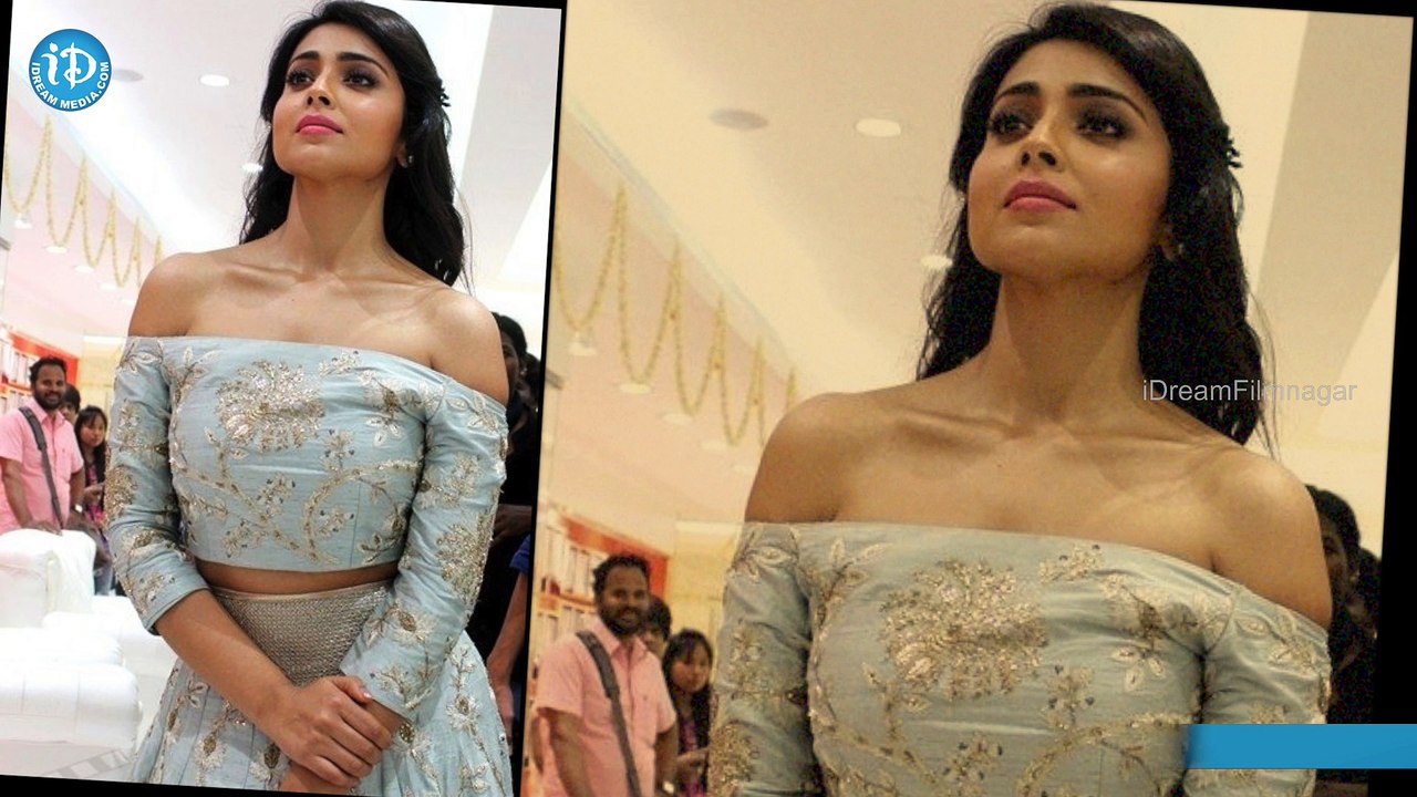 Shriya Saran At Saravana Stores Inauguration