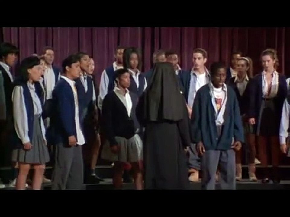 Sister Act 2 Oh Happy Day esibizione coro St Francis