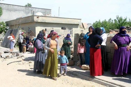 İdil'de bulduğu cisim elinde patlayan çocuk öldü