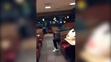 Pret à tout pour récupérer sa meuf mais tout ne se passe pas comme il le pensait... KO en pleurs