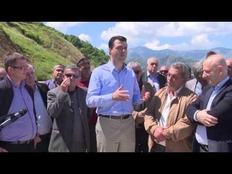 Report TV - Basha: Me prioritet ndërtimi i rrugës që s'përfunduam, Kardhiq-Delvinë