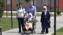 Adana 110 Yaşındaki Fatma Başer Yılın Annesi Seçildi