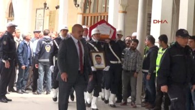 Elazığ Şehit Polis Törenle Son Yolculuğuna Uğurlandı