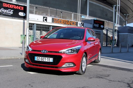 Essai Hyundai i20 UEFA Euro 2016