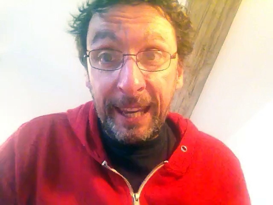 « Le baiser du CRS » par Didier Super