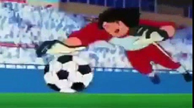 حارس ينقذ هدف على طريقة الحارس وليد