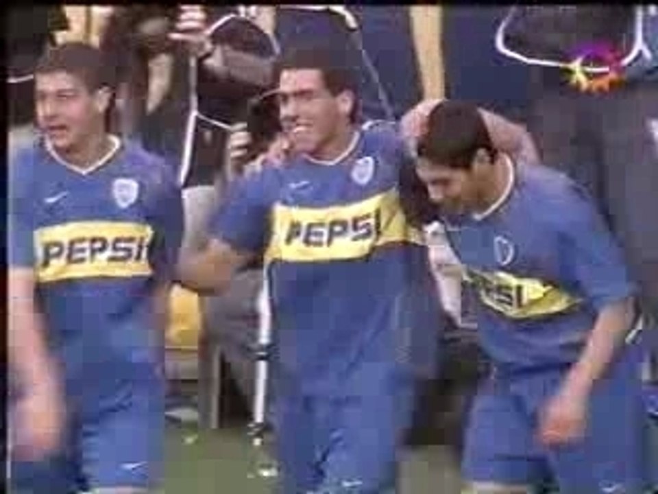 Tevez_2003apertura_boca2-chacarita0
