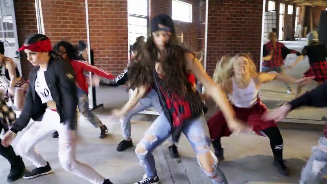 Raven Felix - Hit the Gas feat. Snoop Dogg & Nef the Pharoah #HitTheGasDanceOn - Suga N Spice Crew