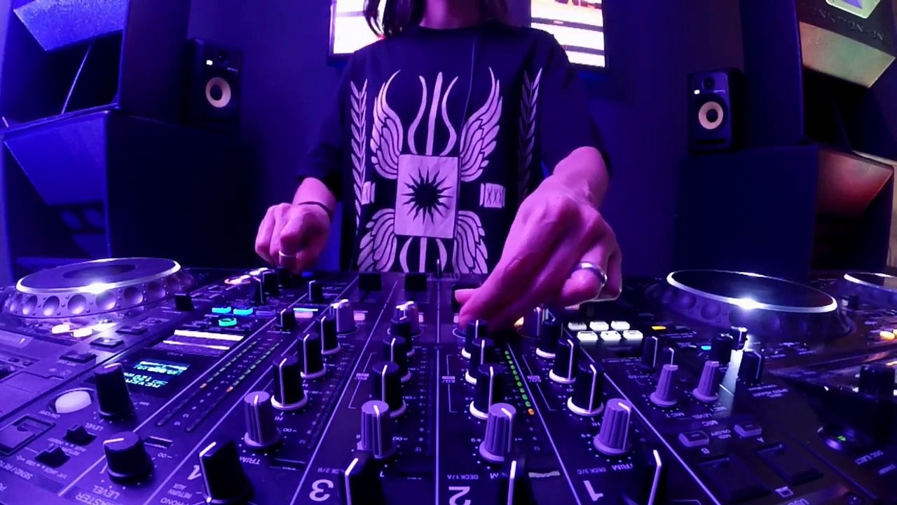 ANNA Live DJ Mag HQ [06.05.2016] (Minimal Techno, Tech House